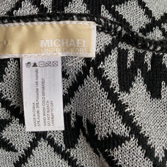 Michael Kors Scarf - Picture 7 of 7
